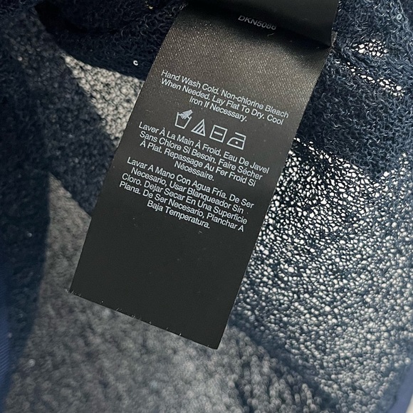 Donna Karan NY Sequin Crochet Sleeveless Top in Navy Size Large NWT - Picture 9 of 10